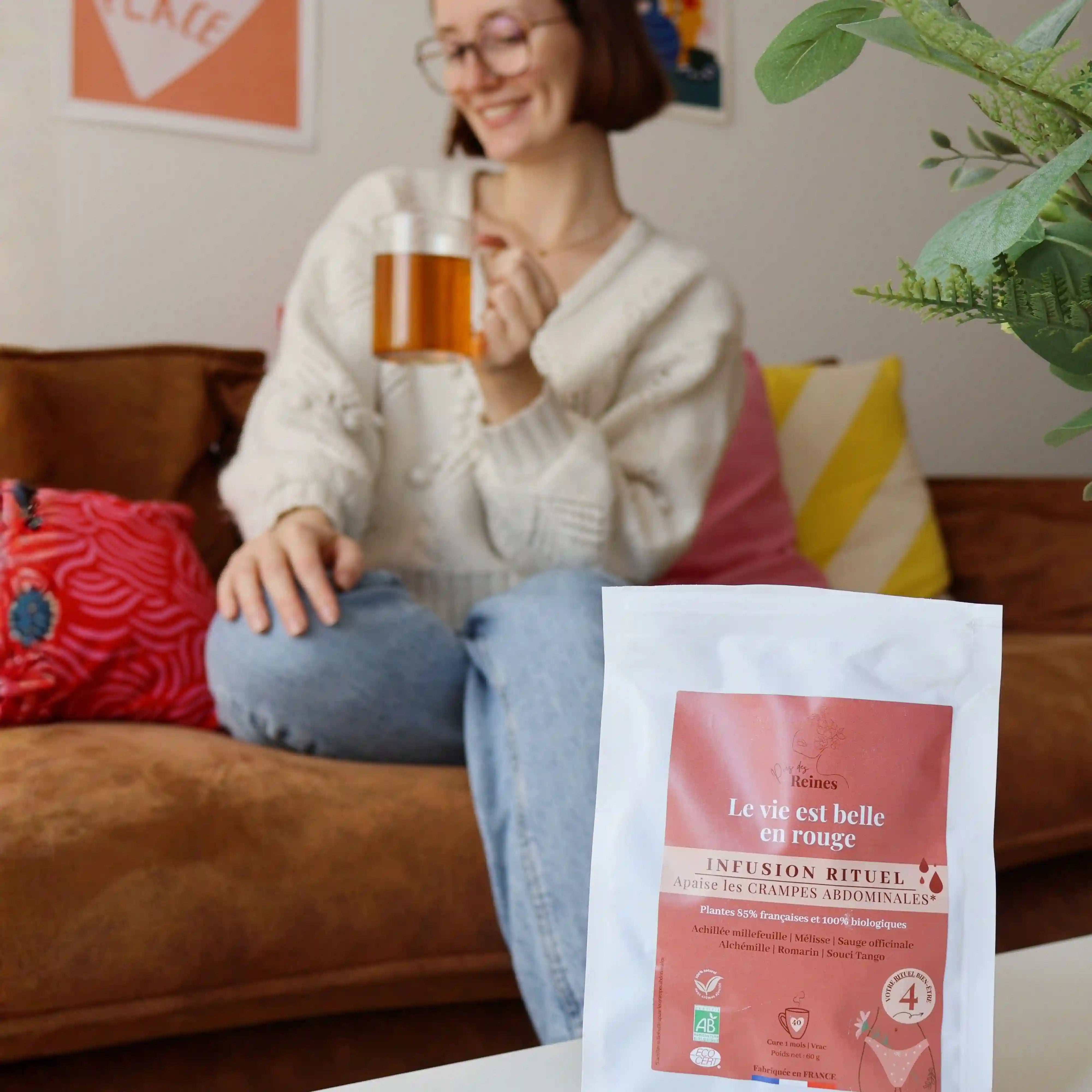 Tisane bio Cycle apaise - ambiance - Près des Reines